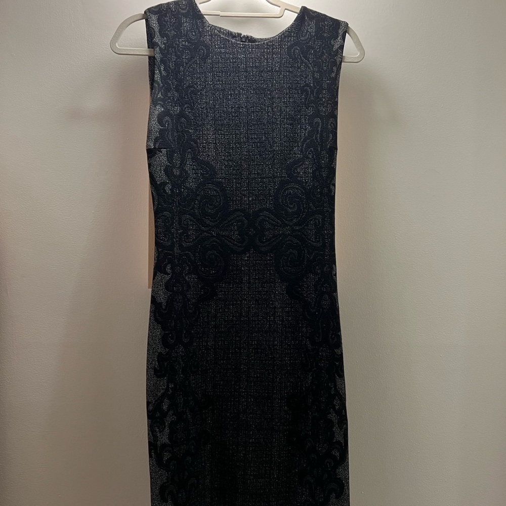 Dianne Von Furstenberg Work Dress (size 6)